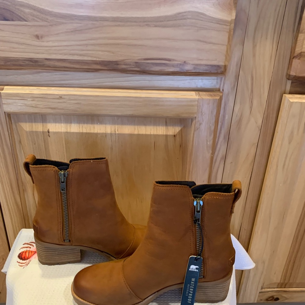 Sorel Tan waterproof Ankle Booties